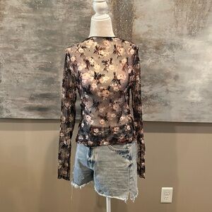Women’s Willow & Root Floral Top